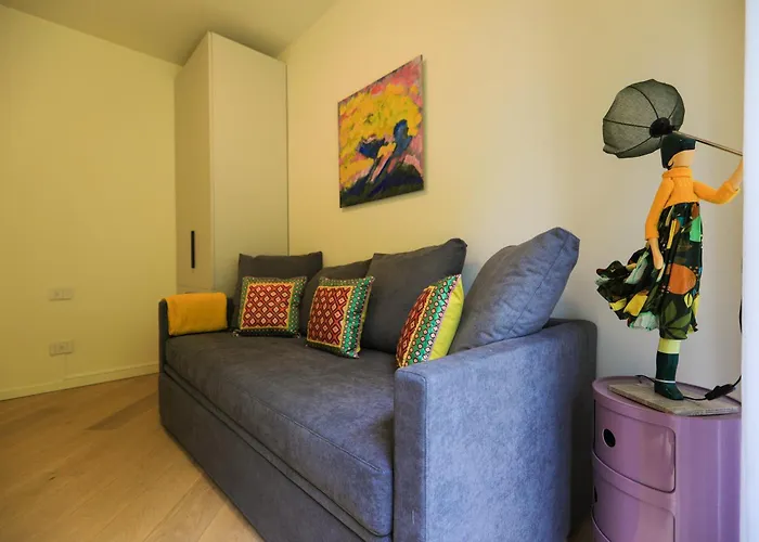 Isabella * Μενάτζιο