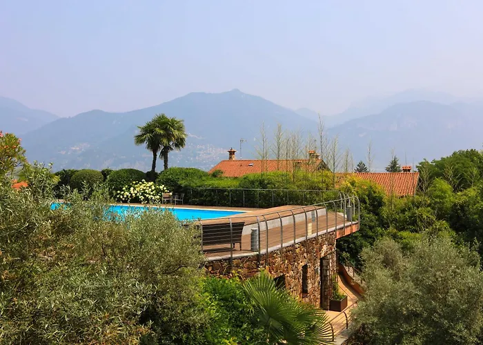 Isabella Βίλα Μενάτζιο