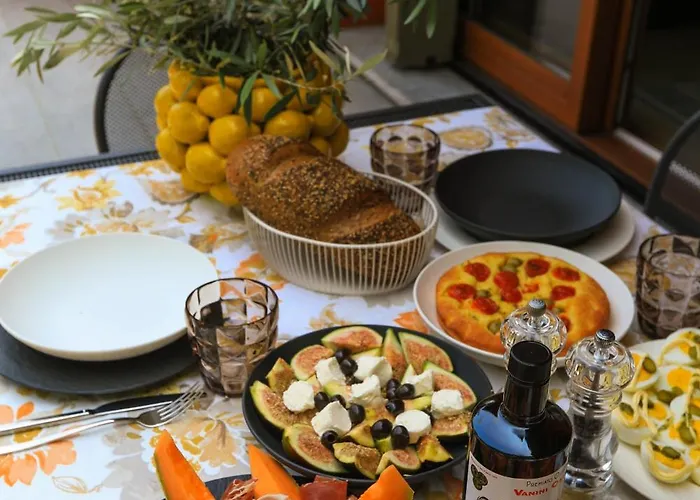 Isabella Βίλα Μενάτζιο